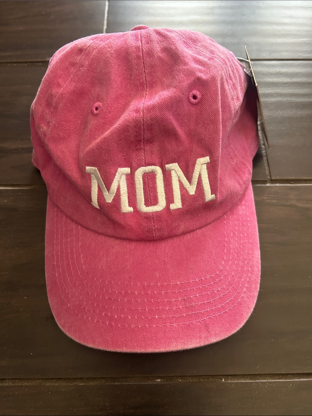 Nissi Caps  "MOM" Embroidered Baseball Cap NWT